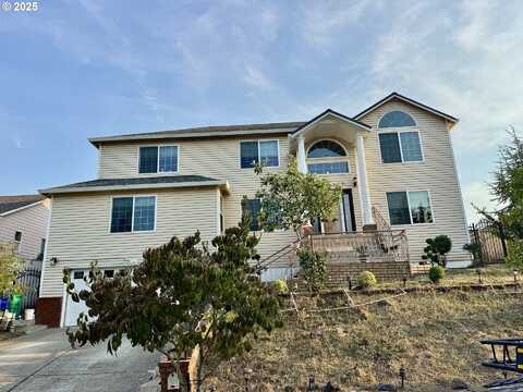 7212 SE TERRACE TRAILS DR, Portland, OR 97266