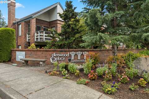 14915 NE SACRAMENTO ST, Portland, OR 97230