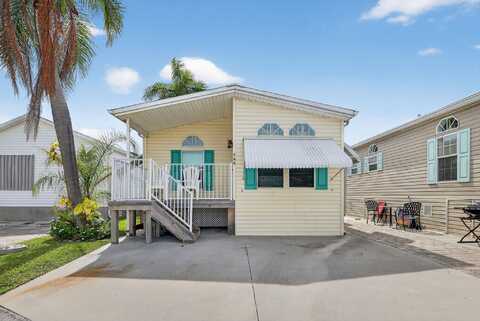 566 Nettles Boulevard, Jensen Beach, FL 34957