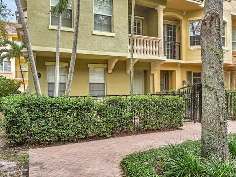 2751 Ravella Way, Palm Beach Gardens, FL 33410