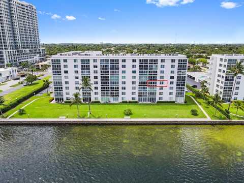 301 Lake Shore Drive, Lake Park, FL 33403