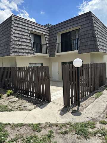 1905 N Congress Avenue, West Palm Beach, FL 33401