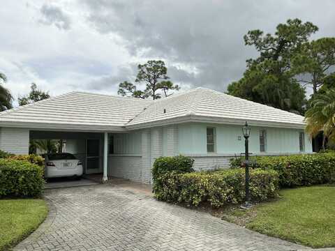 17 Slash Pine Drive, Boynton Beach, FL 33436