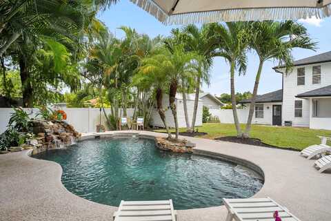 1524 SW Thelma Street, Palm City, FL 34990