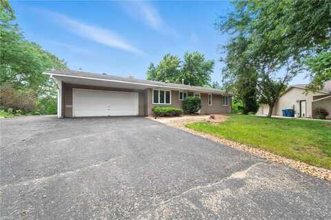 4765 Penkwe Circle, Eagan, MN 55122
