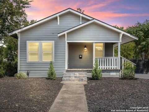 1735 Center, San Antonio, TX 78202