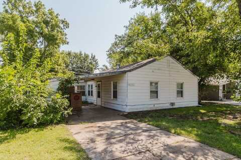 6232 N Jacksonville, Wichita, KS 67219