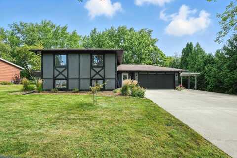 417 Parkview Drive, Columbus, WI 53925