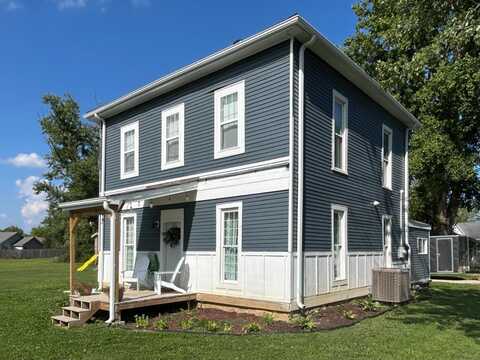 385 S Jackson Street, Hartsville, IN 47244