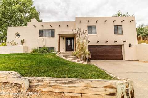 3903 N CRESCENT Avenue, Farmington, NM 87401