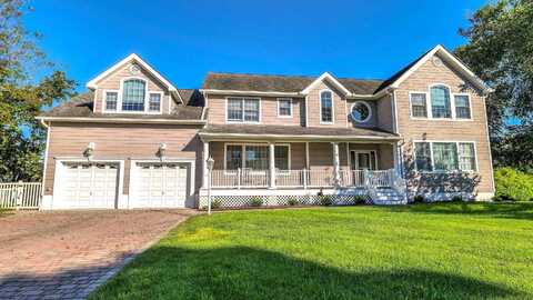 304 Burning Tree Blvd, Absecon, NJ 08201