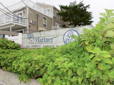 9510 Amherst Ave, Margate City, NJ 08402