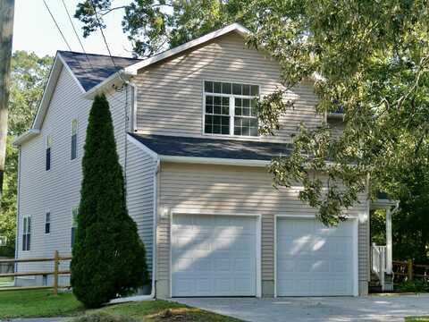536 S 4th Ave Ave, Galloway Township, NJ 08205