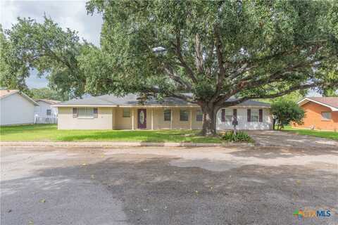 316 S Mulberry Avenue, Luling, TX 78648