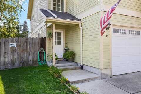 114 Cedar Street, Central Point, OR 97502
