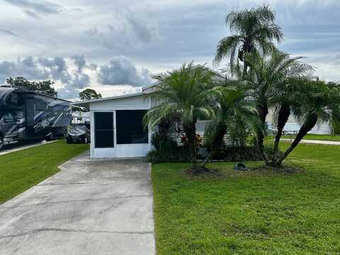 7125 Fruitville Rd 016, Sarasota, FL 34240