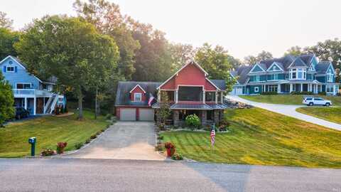 190 E Candy Cane Lane, Santa Claus, IN 47579