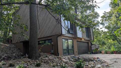 127 DEER Trail, COUNCIL BLUFFS, IA 51503
