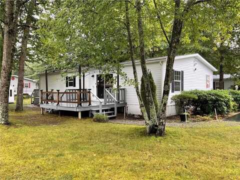 9 Giovanni-Rose Court, Coventry, RI 02816