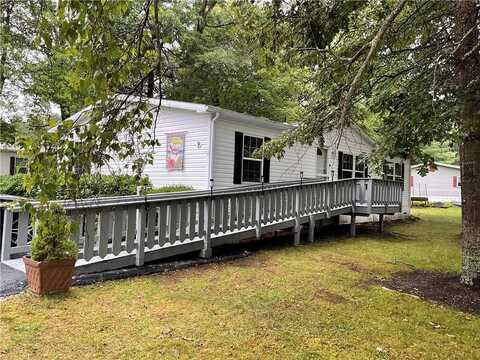 9 Giovanni-Rose Court, Coventry, RI 02816