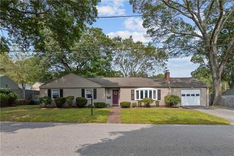 47 Flagg Avenue, Warwick, RI 02886