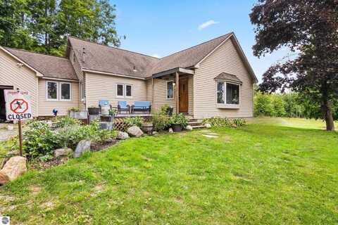 11506 S Cedar Road, Cedar, MI 49621