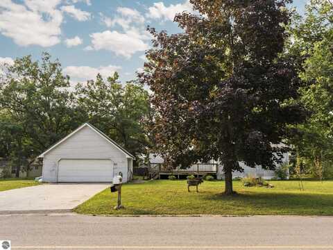 404 Merritt Street, Fife Lake, MI 49633