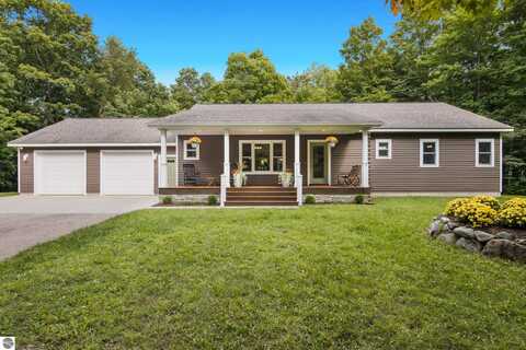 5937 Wrenwood Way, Grawn, MI 49637