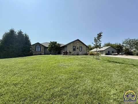 1825 NW 50th St, Topeka, KS 66618