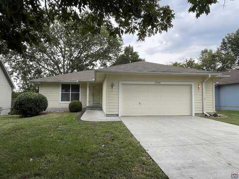 3536 SW Kent CT, Topeka, KS 66614