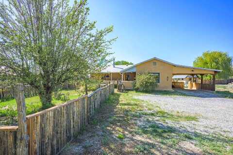 3 Manzano Viejo, Taos, NM 87571