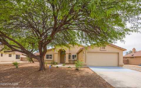 8616 E Esselmont Drive E, Tucson, AZ 85747