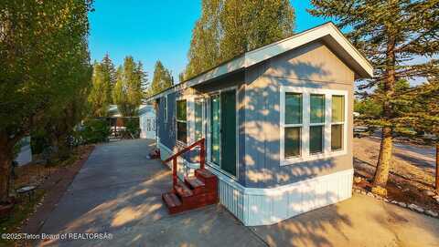 216 OXBOW DRIVE, Thayne, WY 83127