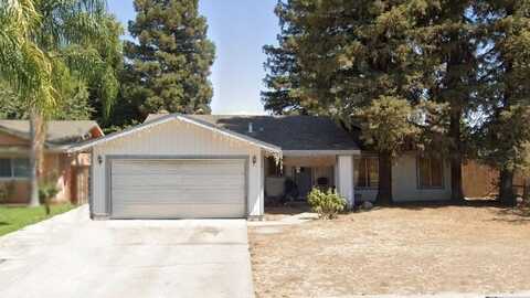 2634 N Elm Street, Visalia, CA 93291