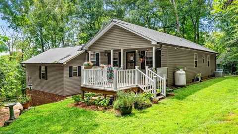 1973 Old Mountain Road, Thomasville, NC 27360
