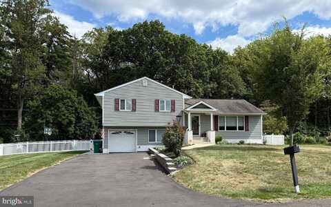 11 EDGEMERE DRIVE, YARDLEY, PA 19067