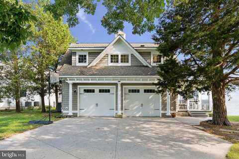 949 NORTH GLEBE ROAD, MONTROSS, VA 22520