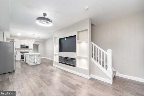602 E 38TH STREET, BALTIMORE, MD 21218