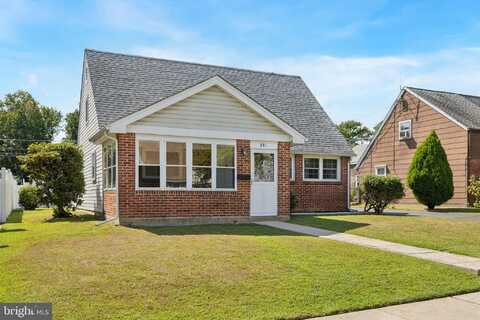 841 BOBWHITE LANE, SECANE, PA 19018