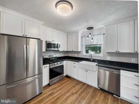 48 MOPSY COURT, RANSON, WV 25438
