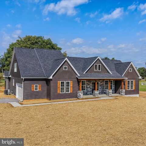 92 OAK CREST DR, KEARNEYSVILLE, WV 25430