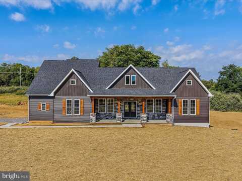 92 OAK CREST DR, KEARNEYSVILLE, WV 25430