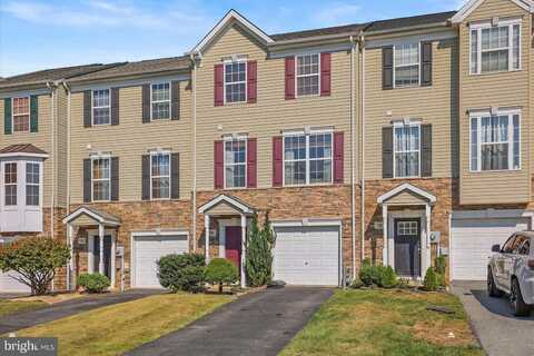104 BRUAW DRIVE, YORK, PA 17406