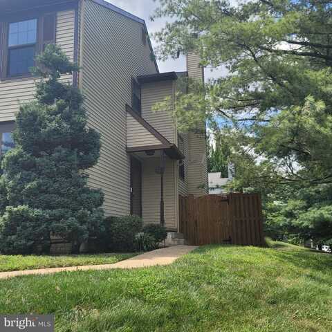 23 JERMYN COURT, STERLING, VA 20165