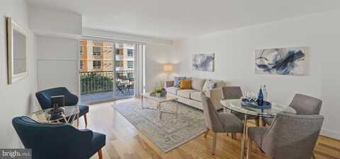 800 4TH STREET SW, WASHINGTON, DC 20024