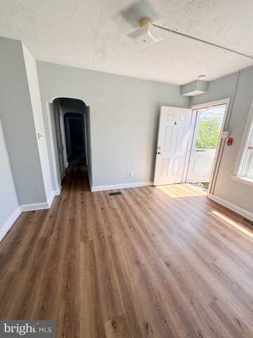 42 S SYCAMORE AVENUE, CLIFTON HEIGHTS, PA 19018