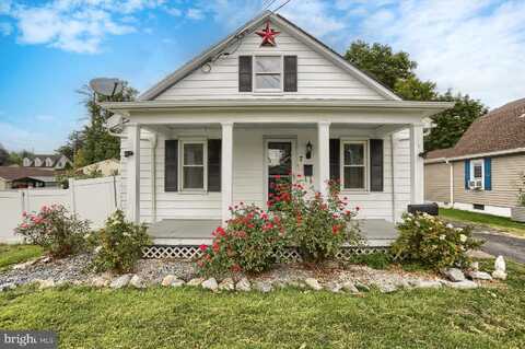 7 S GEORGE STREET, MECHANICSBURG, PA 17055