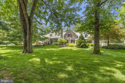 1676 FIELDVIEW LANE, BETHLEHEM, PA 18015