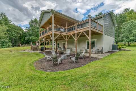 8186 NC Hwy 183, Newland, NC 28657
