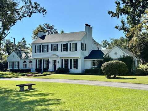 3219 Country Club Dr., Valdosta, GA 31602